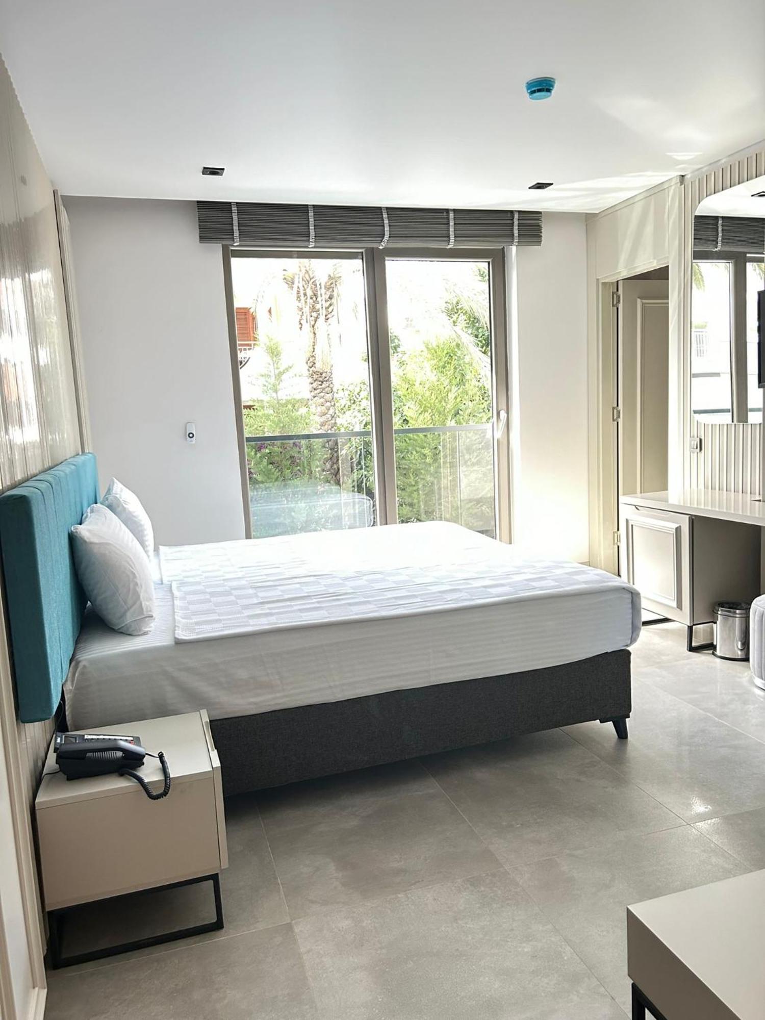Sam Hotel Antalya Exterior photo